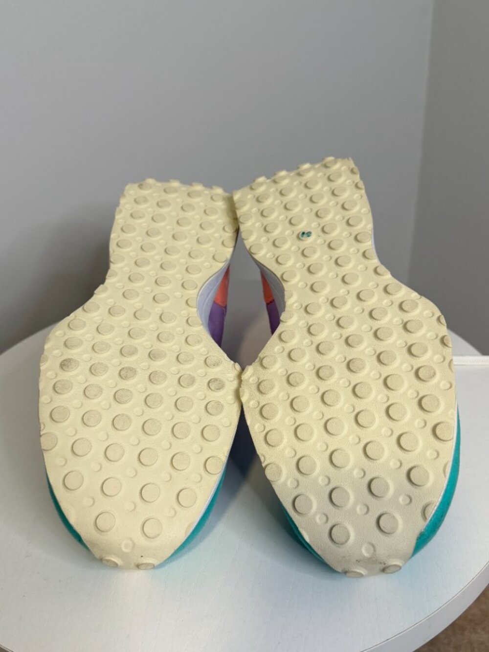 New Balance Lavender, Teal Shoes - Size 7W - Picture 7 of 7